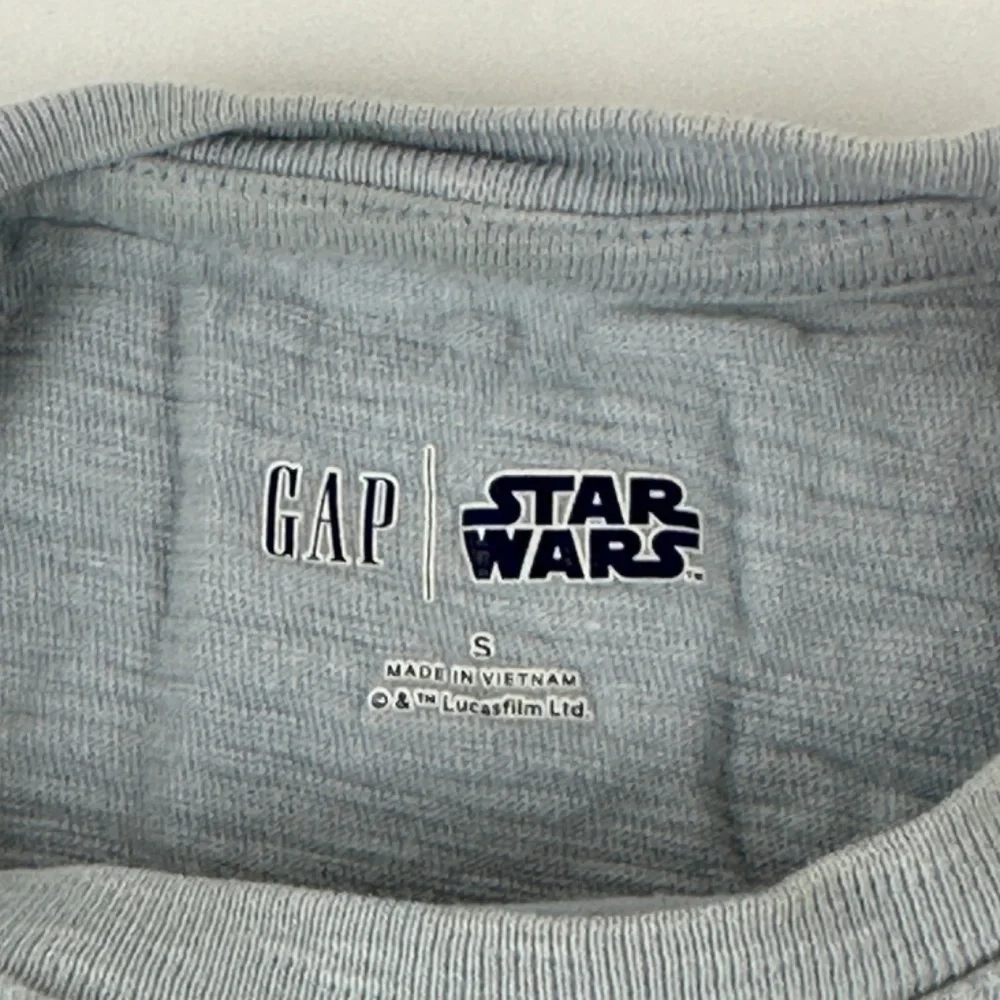 Gap Star Wars Tshirt Boys Small Gray Storm Trooper